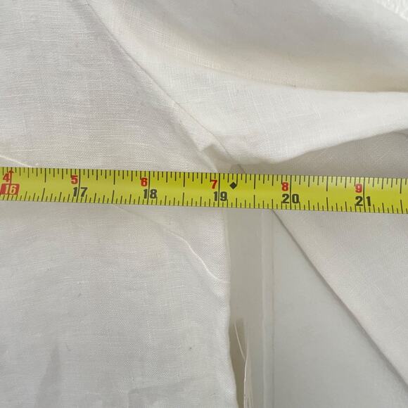 Linen Button Down Blouse S White Boxy Minimalist Coastal Stitch Trim NWT Capsule - Picture 6 of 8
